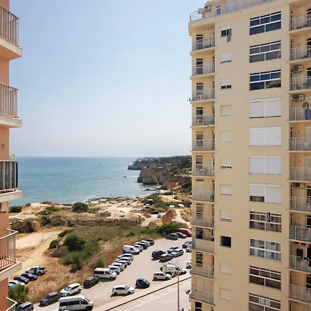 Casa Ferrao דירה *