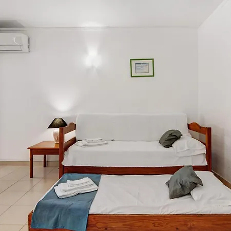 Casa Ferrao דירה *