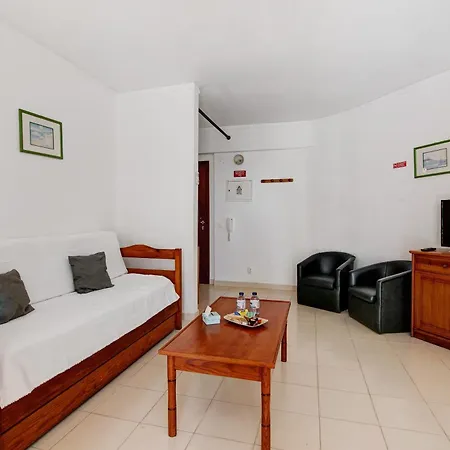 Casa Ferrao * Armação de Pêra